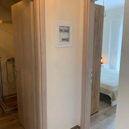 New Family Friendly Apartment *